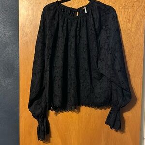 Black lace Free People top size L NWT